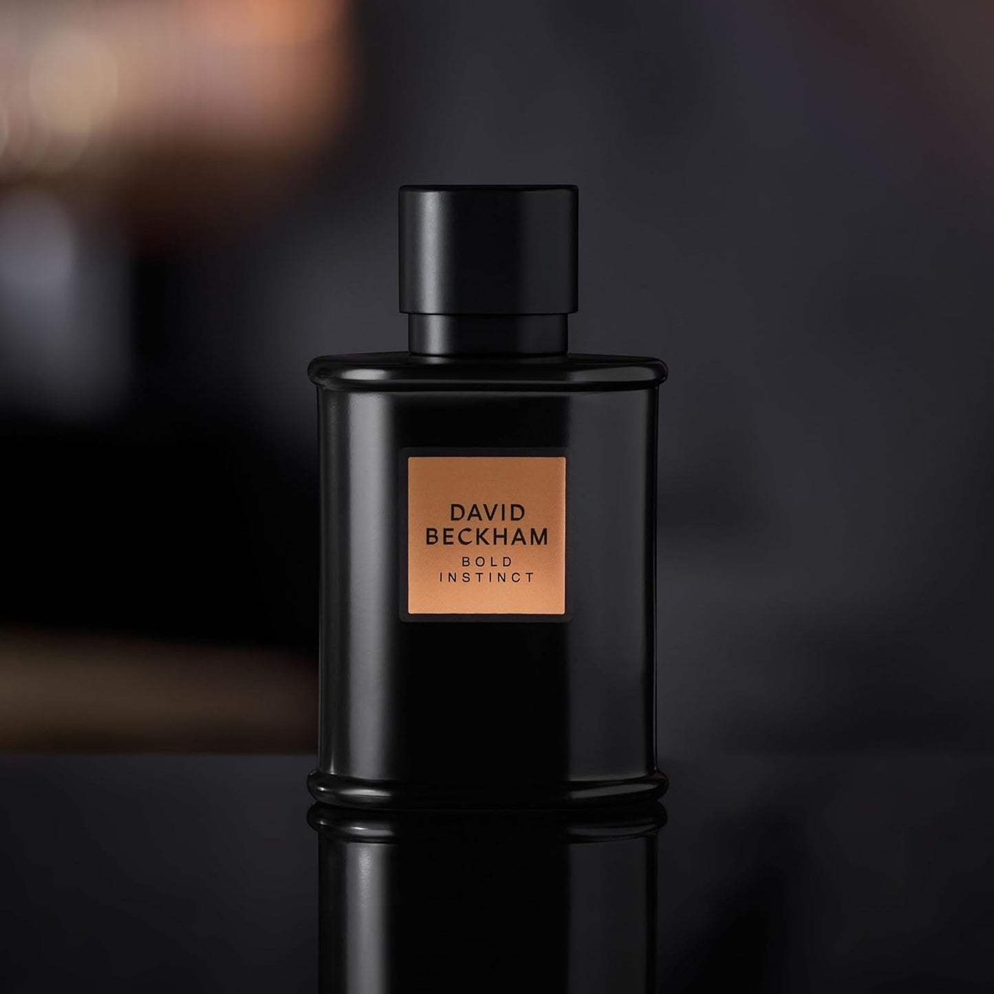 David Beckham Bold Instinct Eau de Parfum für Herren, holziger aromatischer Duft, anspruchsvoller Duft, außergewöhnliche mattschwarze Flasche, 75 ml