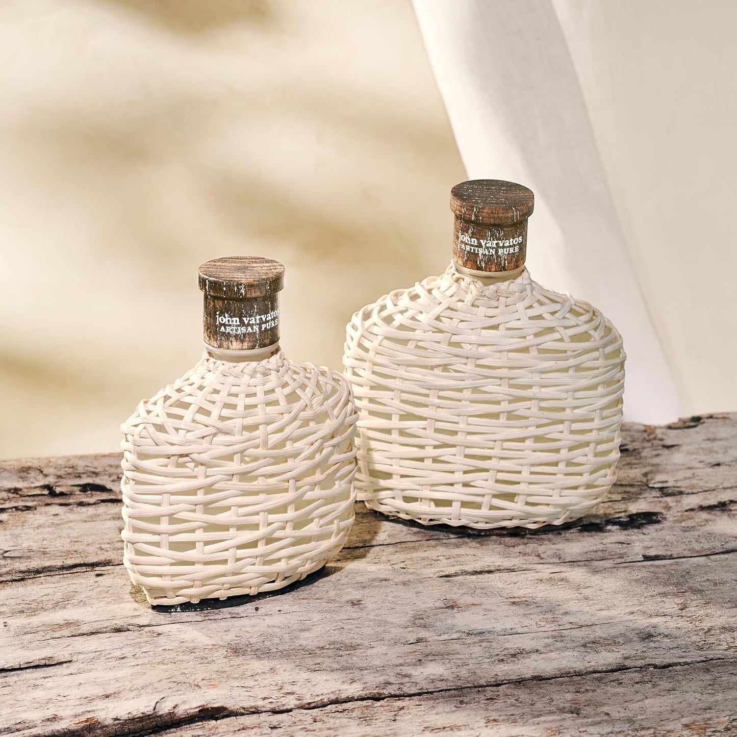 John Varvatos Artisan Pure - Eau de Toilette für Männer, holzig-frischer Duft nach spanischer Zitrone, klassischer Herrenduft in Designerflasche, 75 ml