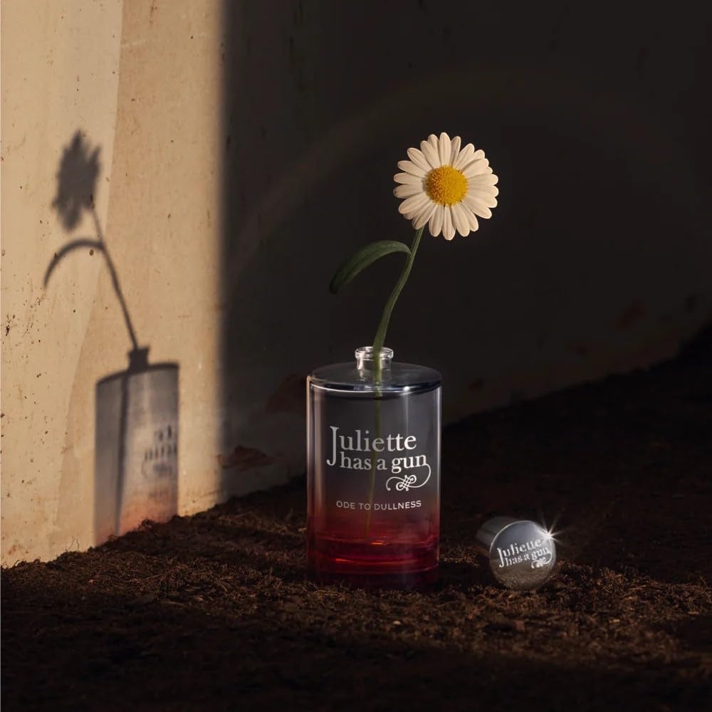 Juliette Has A Gun EDP Ode To Dullness Unisex Parfüm 100ml
