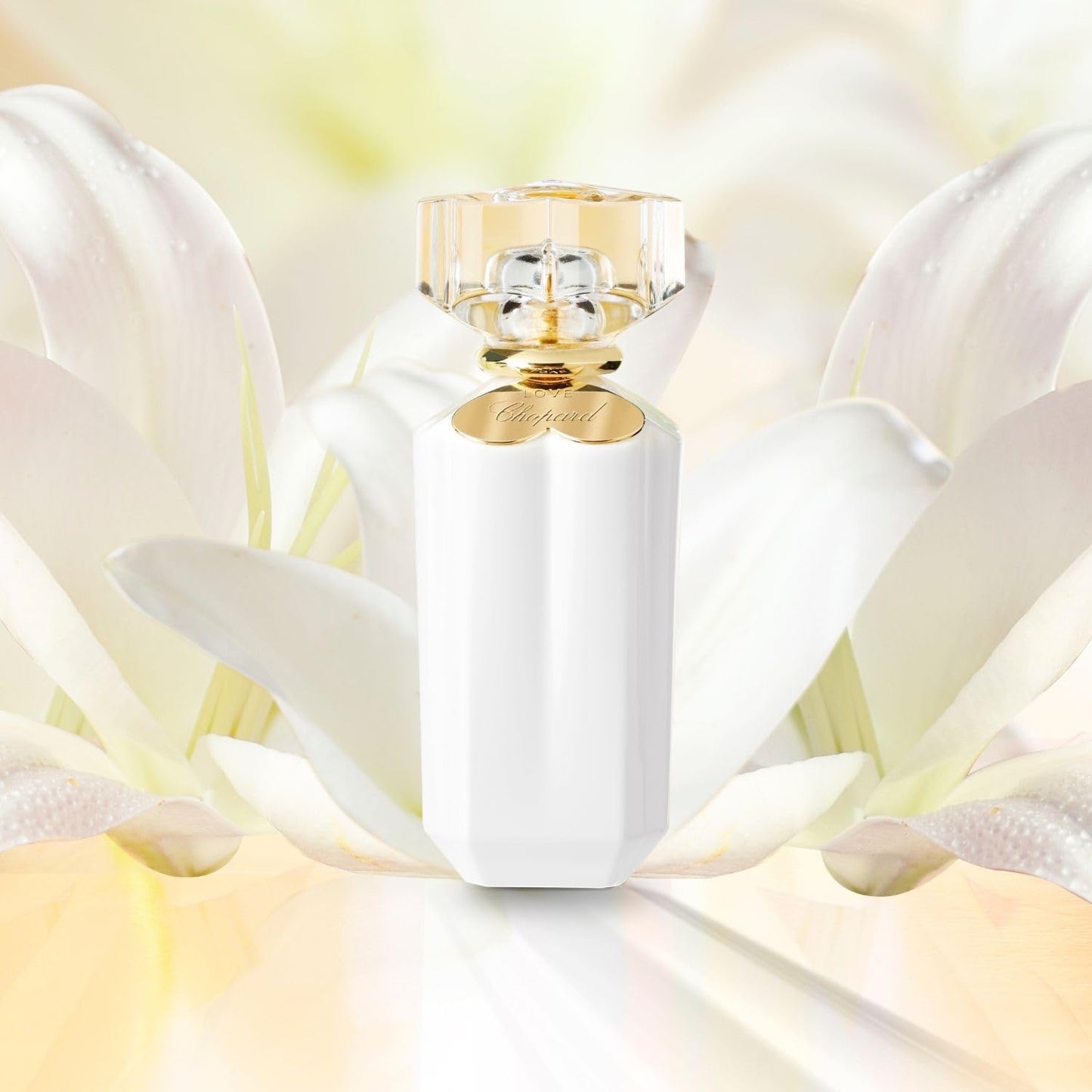 Chopard Sparkling Love 30 ml – Eau de Parfum für Frauen – Fruchtig-blumiger Duft – Extravagante Noten von Mandarine, Jasmin, Ylang-Ylang und Zedernholz – Parfum Damen – Weißer Glasflakon