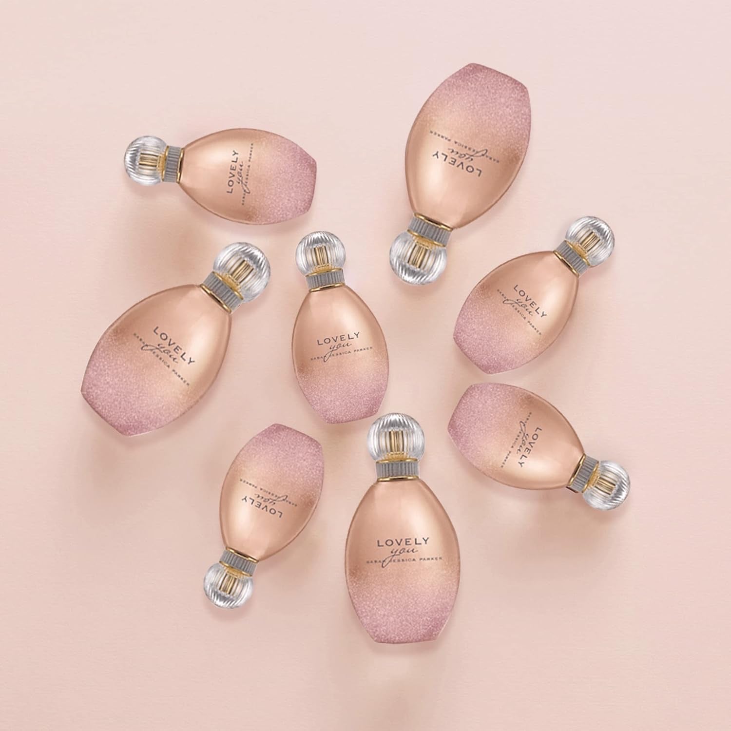 Sarah Jessica Parker Lovely You Eau de Parfum für Frauen 50 ml Spray, blumiges Damenparfüm, Eau de Parfum für Frauen für unterwegs, Damenparfüms – Original SJP Parfüm