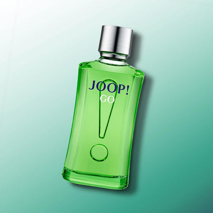 JOOP! Go! Eau de Toilette for him, holzig-fruchtiger Herrenduft, ein Energiekick in Form eines EdT-Sprays