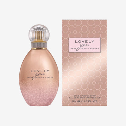 Sarah Jessica Parker Lovely You Eau de Parfum für Frauen 50 ml Spray, blumiges Damenparfüm, Eau de Parfum für Frauen für unterwegs, Damenparfüms – Original SJP Parfüm