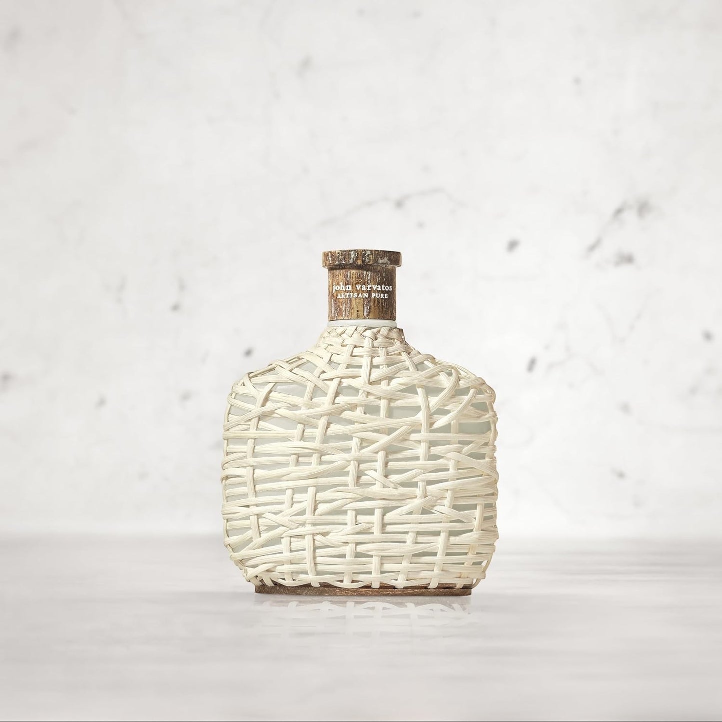 John Varvatos Artisan Pure - Eau de Toilette für Männer, holzig-frischer Duft nach spanischer Zitrone, klassischer Herrenduft in Designerflasche, 75 ml