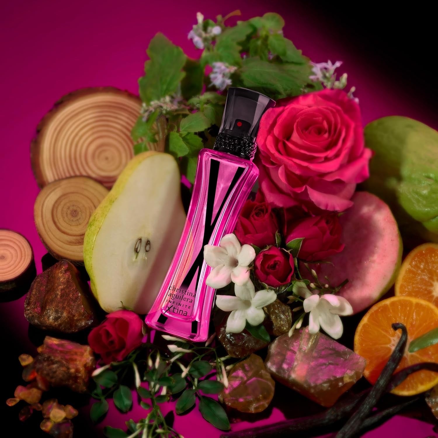 Christina Aguilera - Infinite Xtina, Eau de Parfum, Sprayduft, Fruchtig-blumiger Amber mit Noten von Rosa Guave, Rosa Jasmin und Modernem Amber, Parfüm für Frauen, 30 ml