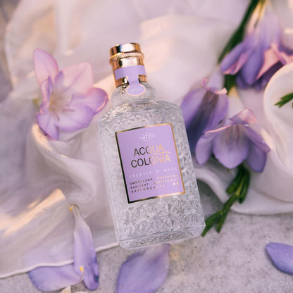 4711 Acqua Colonia® Freesia & Musk | Eau de Cologne - umhüllend - Wellness für die Sinne | 100ml Natural Spray