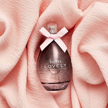 Sarah Jessica Parker Born Lovely Eau de Parfum für Frauen 30 ml Spray, blumiges Damenparfüm, Eau de Parfum für Frauen für unterwegs, Damenparfüms – Original SJP Parfüm