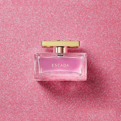 Escada Especially Eau de Parfum, frisch-blumiger Damenduft für glamouröse Frauen